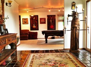 959 W Hillcrest Blvd, Monrovia, CA 91016