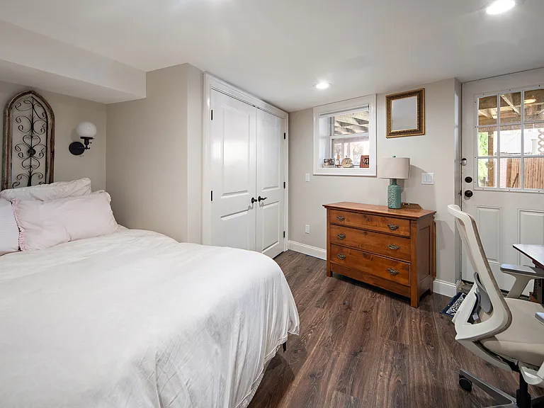 28 Emerson St — Photo 23