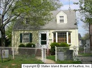 211 Sprague Ave, Staten Island, NY
