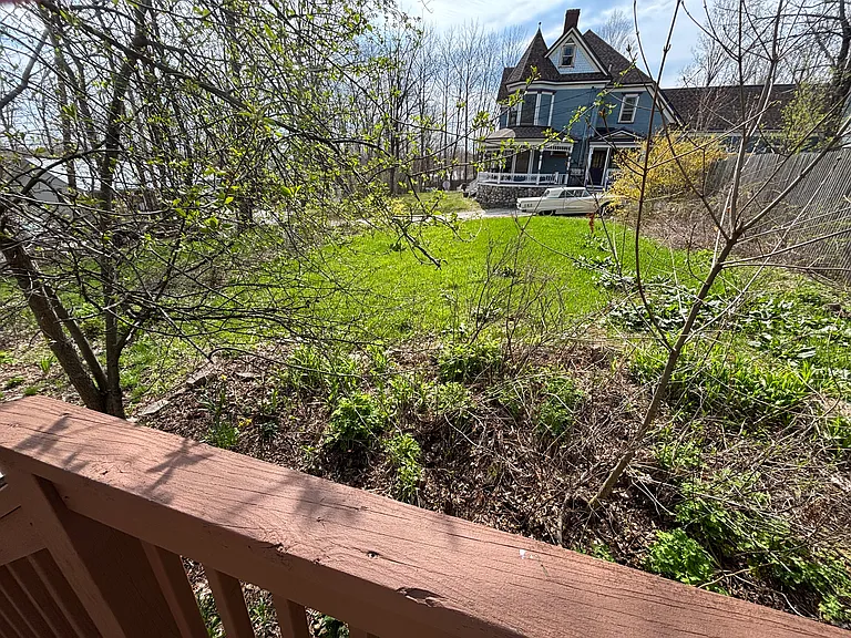17 Main St #1 — Photo 32