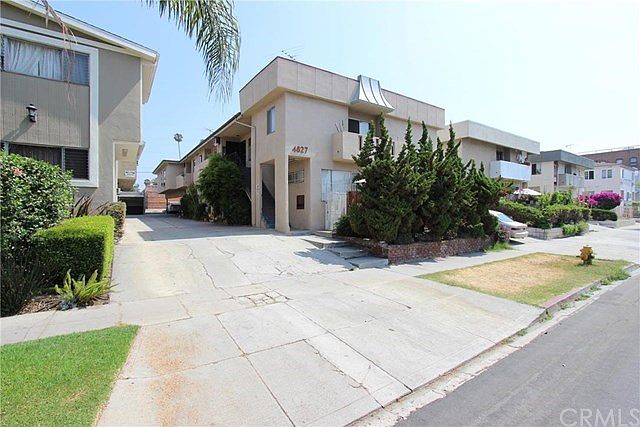 1st image of 4827 Rosewood Ave