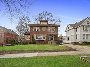 10320 S Seeley Ave, Chicago, IL 60643