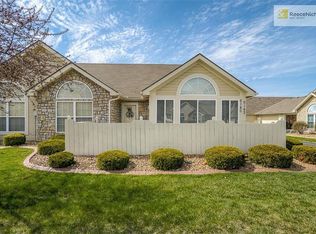 6140 NE Kensington Dr #20B, Lees Summit, MO 64064