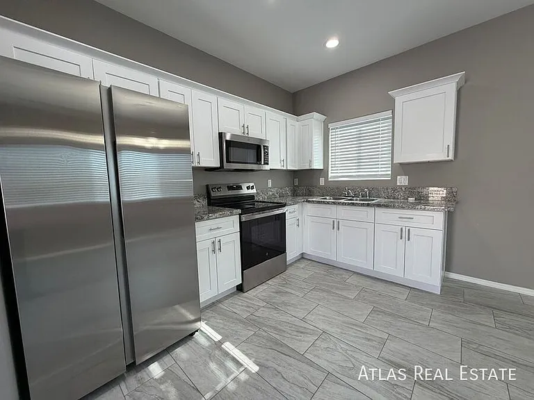 43 W Lester St — Photo 21