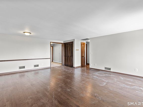 5th image of 287 Kensington Avenue