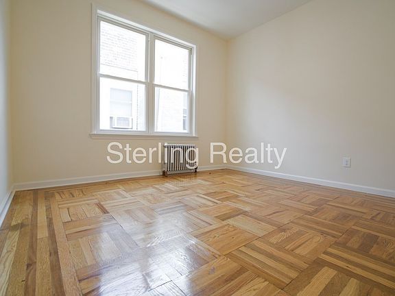 4th image of 2303 28th St APT 2D