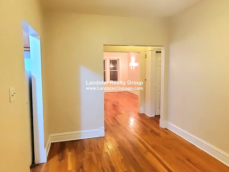 1366 W Estes Ave #2S — Photo 7