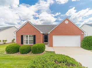 708 Jacoby Dr, Loganville, GA 30052