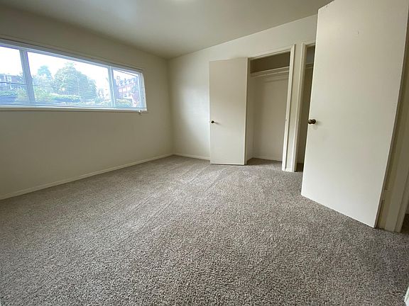 5th image of 4640 22nd Ave NE #B3bhwyq80