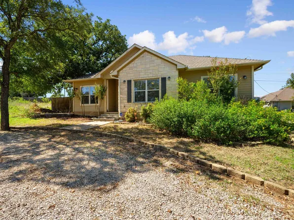 806 Pine Lane, Cottonwood Shores, TX 78657