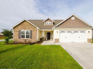 701 Radiant Dr, Jacksonville, NC 28546