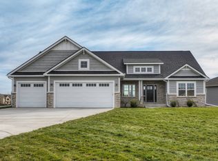 1902 Wethersfield Dr, Norwalk, IA 50211