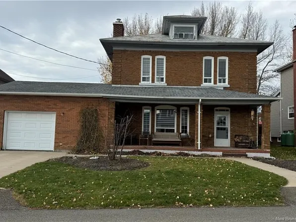 22 Cyr St, Saint Laonard, NB E7E 1X7