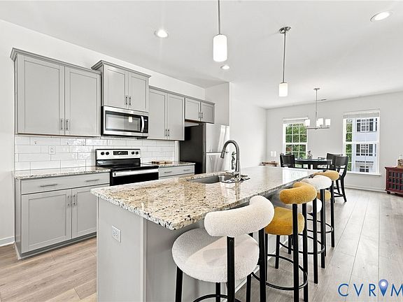 2nd image of 11232 Magill Terrace Dr