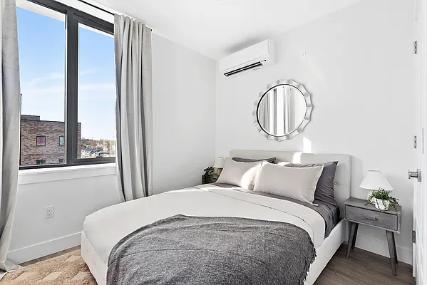 Rented by Compass | media 13