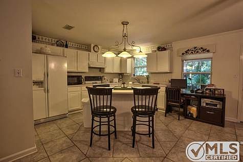 5th image of 8421 Augustwood Ln #2