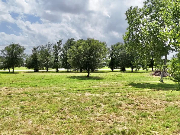 3529 Carla Ct, Granbury, TX 76049