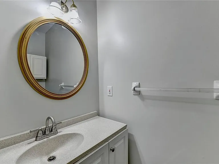 2835 Crestmont Ct — Photo 37