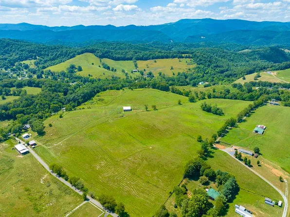 Clinchburg Rd, Meadowview, VA 24361