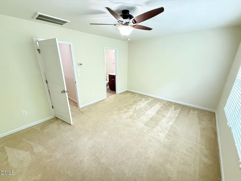 8527 Quarton Dr — Photo 25