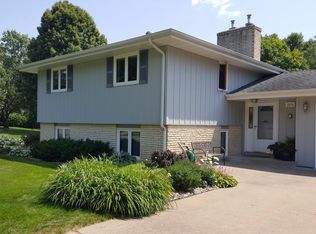 3215 Rice Creek Ter, New Brighton, MN 55112