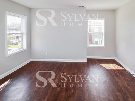 3rd image of 1918 Camden Ave