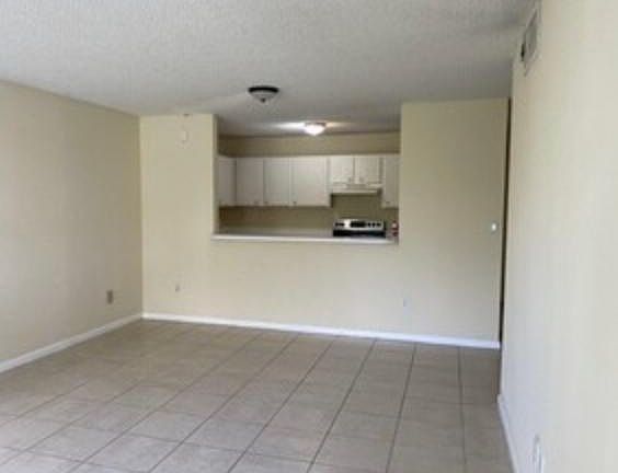 3rd image of 14850 Naranja Lakes Blvd