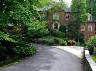 8004 Greenwich Woods Dr, Mc Lean, VA 22102