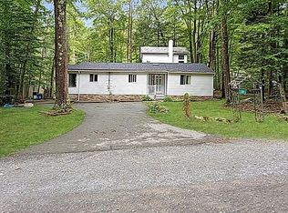 209 Cross St, Pocono Lake, PA 18347