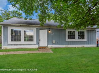 25 Tiller Dr, Barnegat, NJ 08005