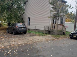 39 Asbury St, Trenton, NJ