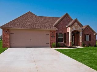 3904 SW Flatrock Ave, Bentonville, AR 72713