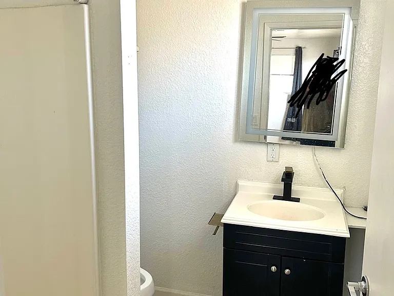 408 N Weidner Ave — Photo 5