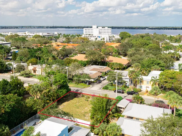 722 SE 5th Street, Stuart, FL 34994