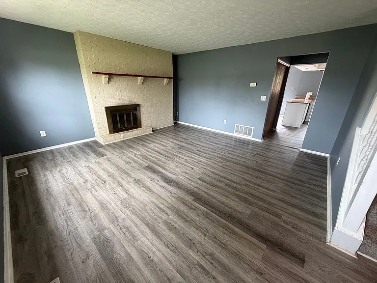 7742 Brams Hill Dr — Photo 2