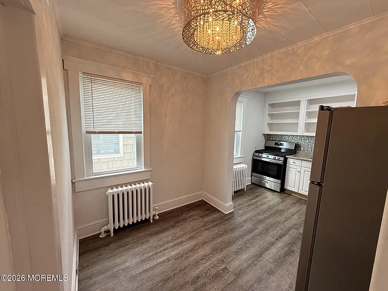 1005 Main St #3 — Photo 4