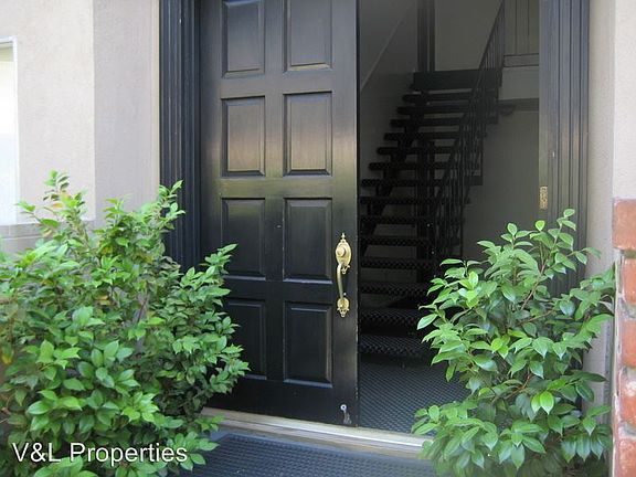 3rd image of 1257 S Westgate Ave APT 8