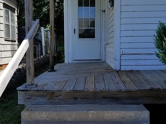 5th image of 815 N 5th St