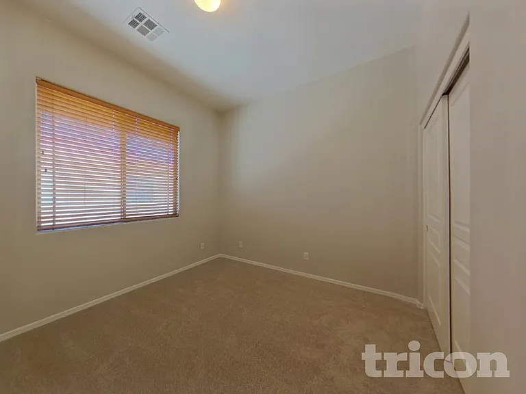 1225 N 36th St #2041 — Photo 12