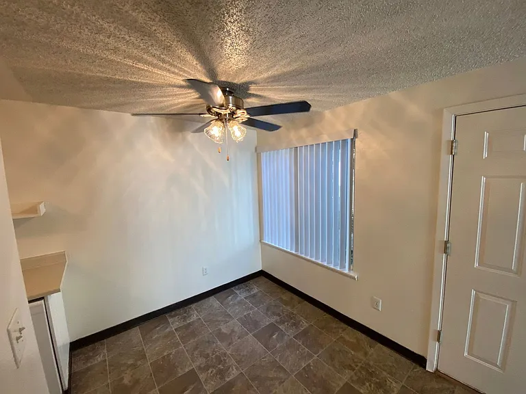 441 Senate St NW — Photo 19