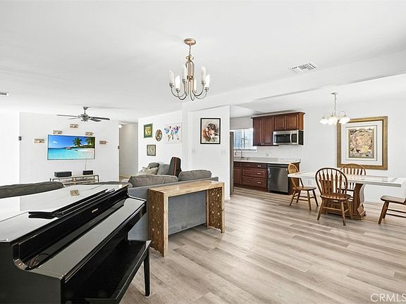 2nd image of 15112 Domino St
