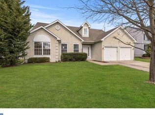 7 Westminster Dr, Lumberton, NJ 08048