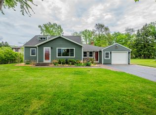 366 Trimmer Rd, Spencerport, NY 14559