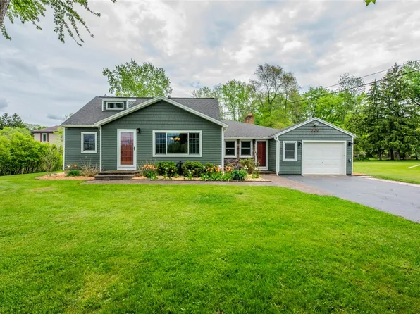 366 Trimmer Rd, Spencerport, NY 14559