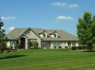 23164 S Dutch Dr, Frankfort, IL 60423