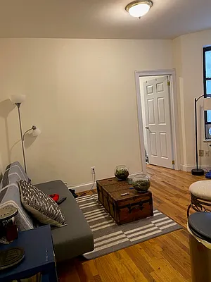 Rented by Manhattan Dwelling Corporation | media 5