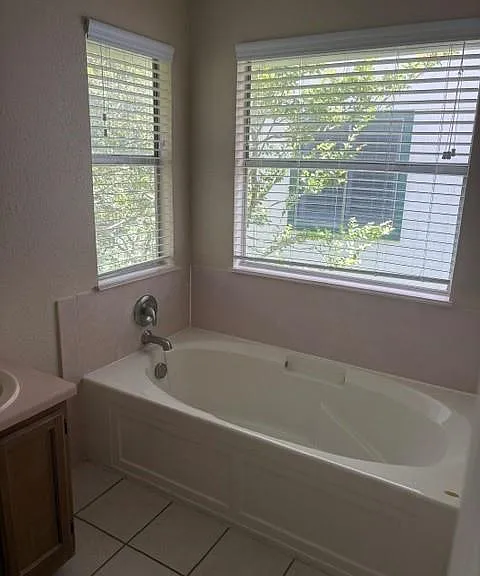 17511 Klamath Falls Dr — Photo 17