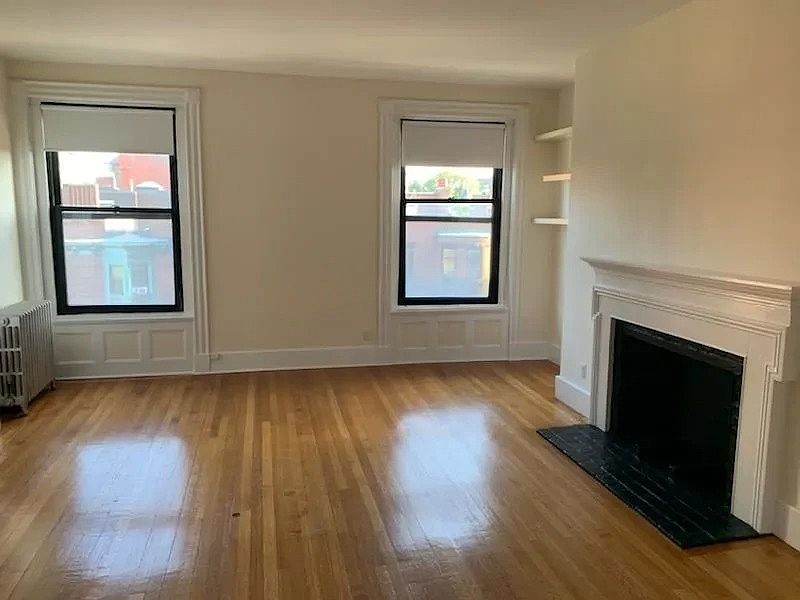 2nd image of 507 Beacon St #43