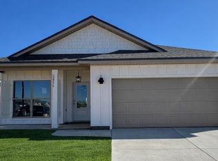 14198 Versailles Cir, Silverhill, AL 36576