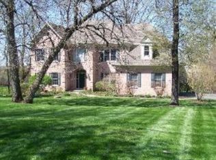 25410 N River Trl, Pt Barrington, IL 60010